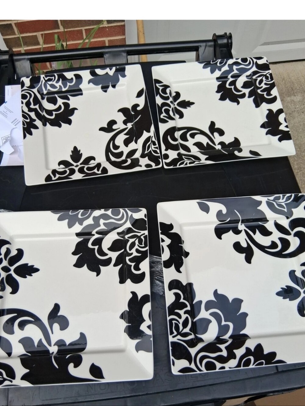 🆕 SET OF MARTHA STEWART Lisbon Black square 4 dinner plates full set!